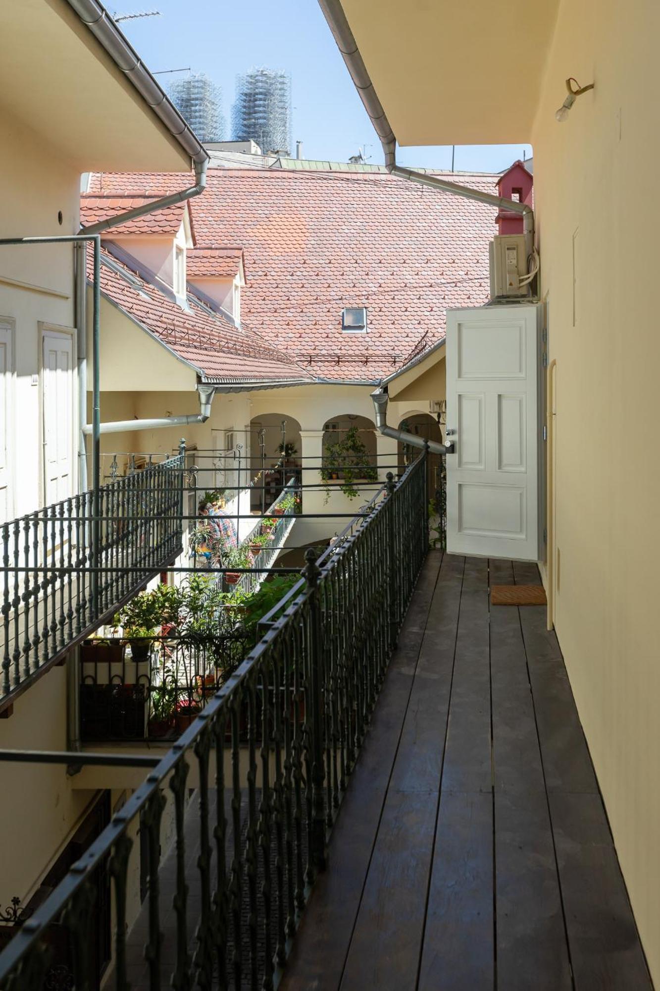 זאגרב Apartment Nikola 4* מראה חיצוני תמונה