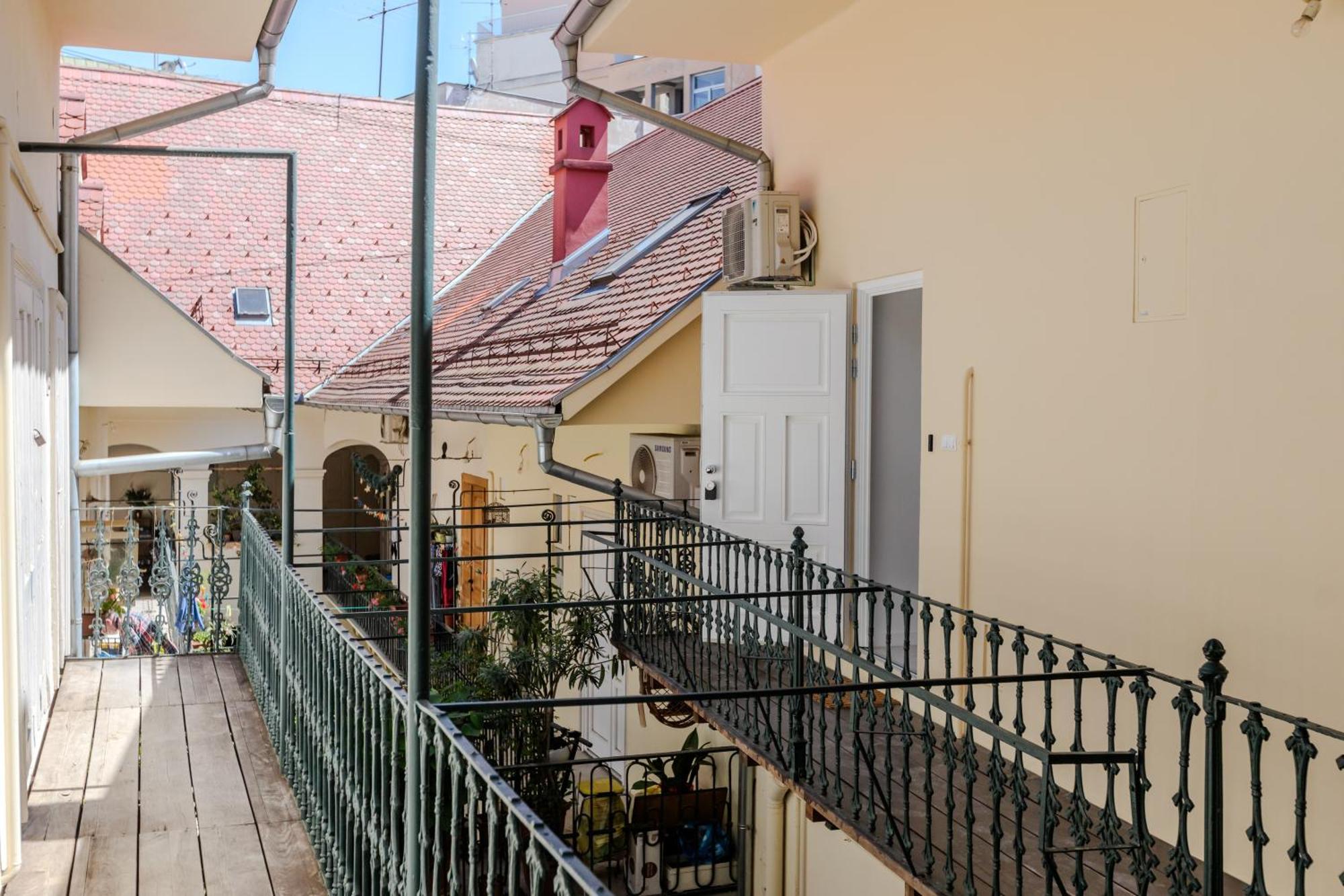 זאגרב Apartment Nikola 4* מראה חיצוני תמונה